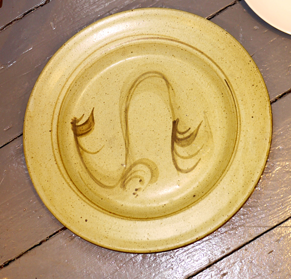 studio pottery platter 20thcentury